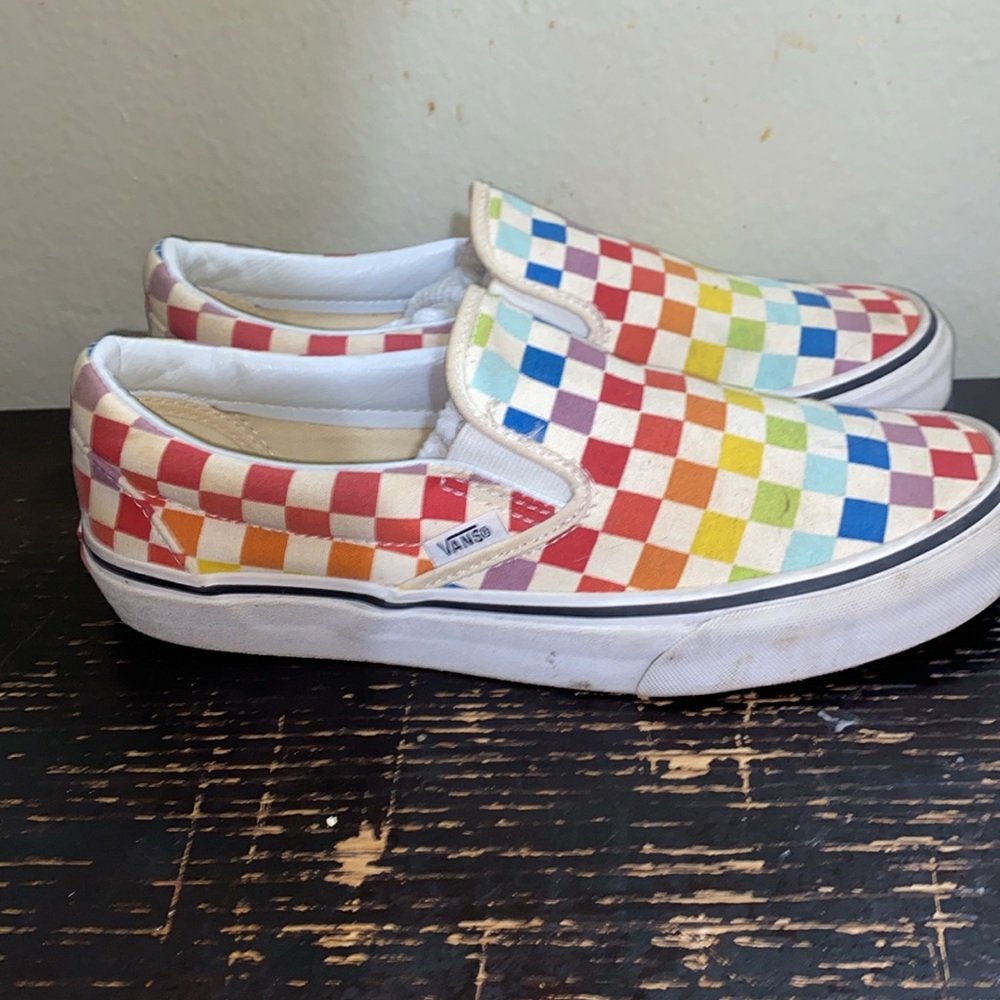 Vans - Picture 2 of 4